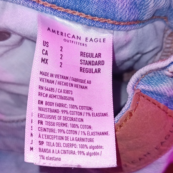 American eagle women's distressed jeans size 2 regular. - Picture 9 of 9